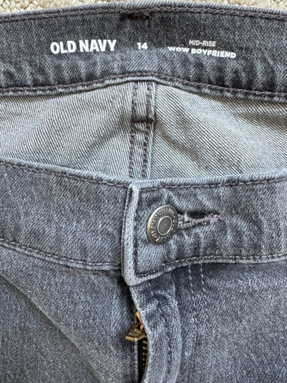 Old Navy Womens Jeans Size 14 2-Pack Mid Rise Wow Boyfriend Denim - Picture 7 of 9